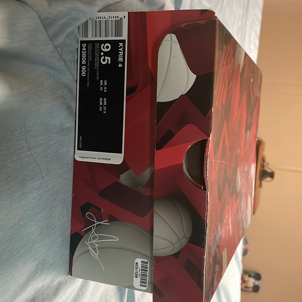 Nike Kyrie Confetti